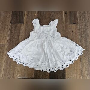 Baby Gap White Eyelet Sleeveless Dress 18–24M Summer